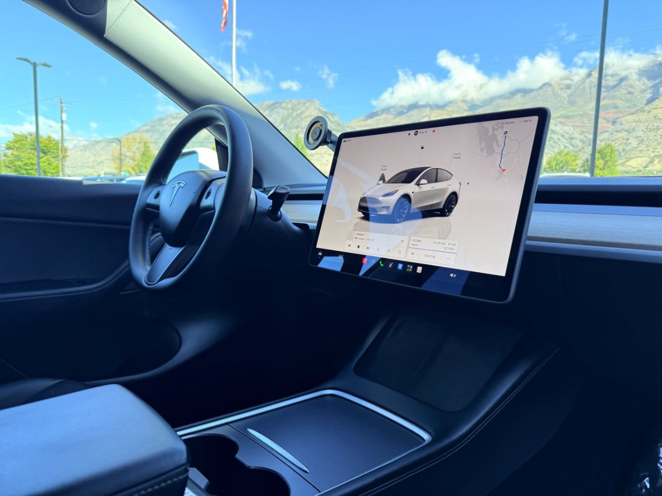 Used 2022 Tesla Model Y Long Range AWD/4WD image 10