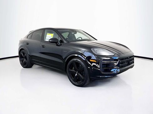 New 2026 Porsche Cayenne Turbo image 7