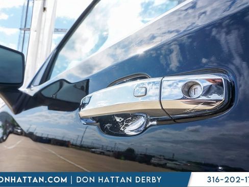 Used 2020 Chevrolet Silverado 1500 LTZ image 36