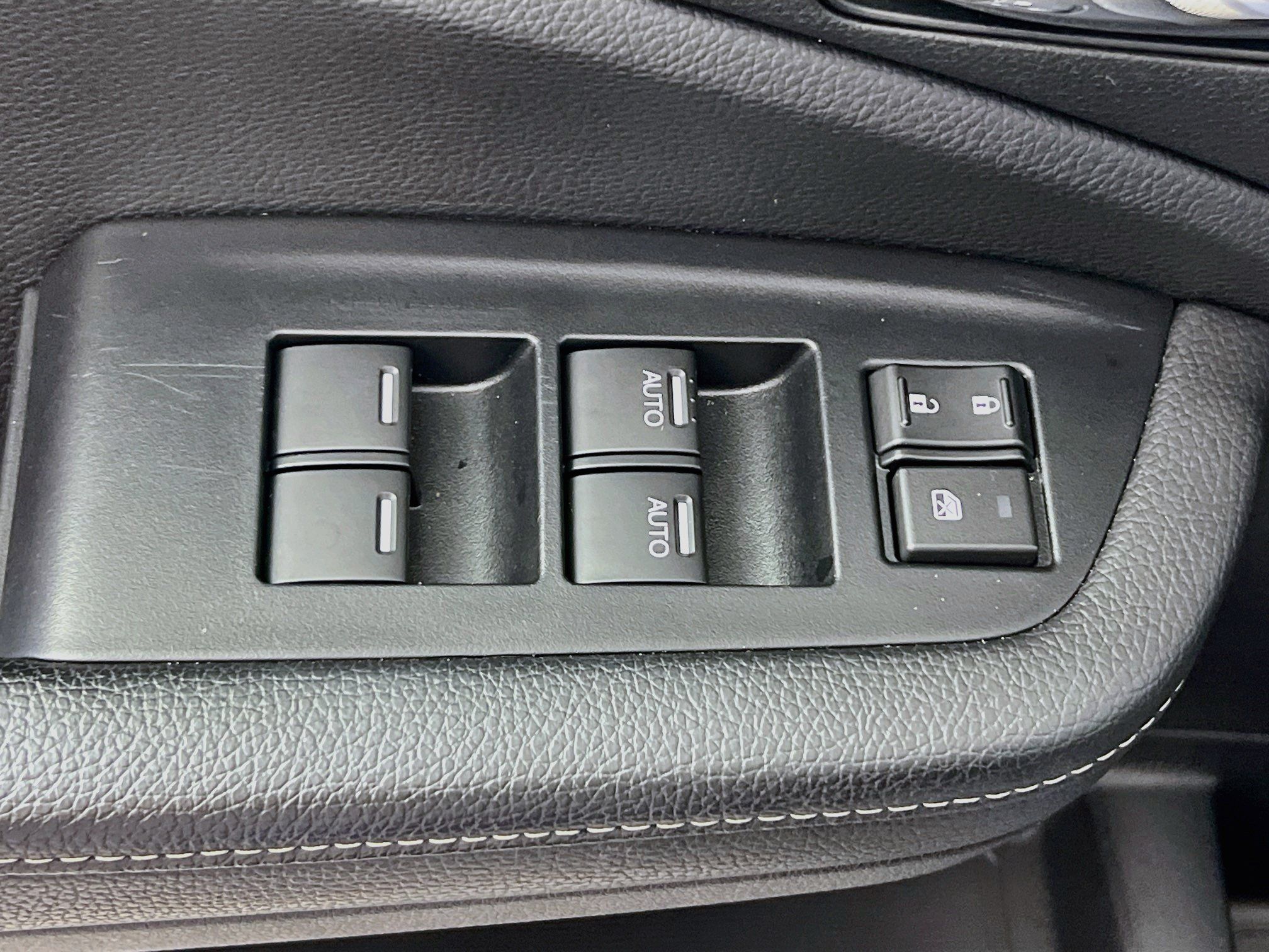 Used 2024 Honda Ridgeline Sport image 15