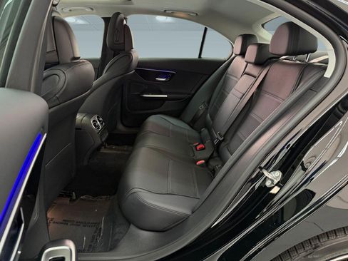 Used 2023 Mercedes-Benz C 300 Sedan image 12