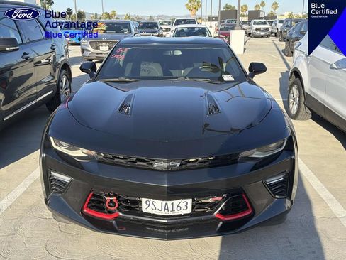 Used 2018 Chevrolet Camaro SS w/ Redline Edition RWD image 14
