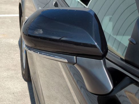 Used 2025 Toyota Camry LE image 12