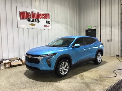 New 2026 Chevrolet Trax LS w/ LS Convenience Package