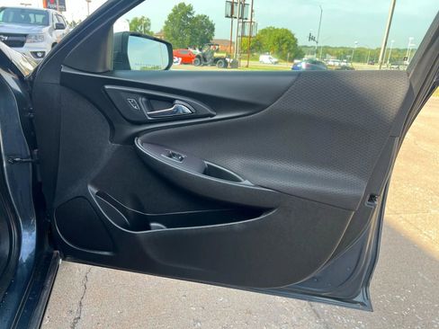 Used 2020 Chevrolet Malibu LS image 19