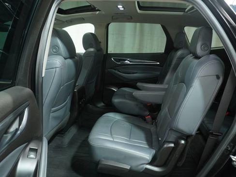 Used 2018 Buick Enclave Premium w/ Experience Buick Package AWD/4WD image 15
