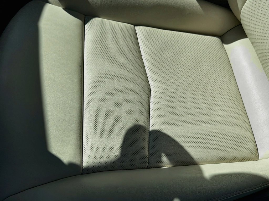 Used 2025 Cadillac XT5 Premium Luxury FWD image 19