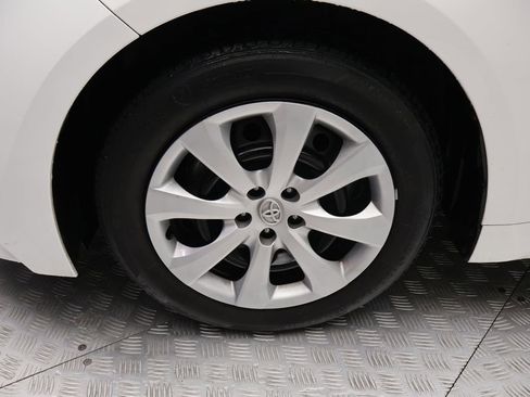 Certified 2024 Toyota Corolla LE FWD image 4