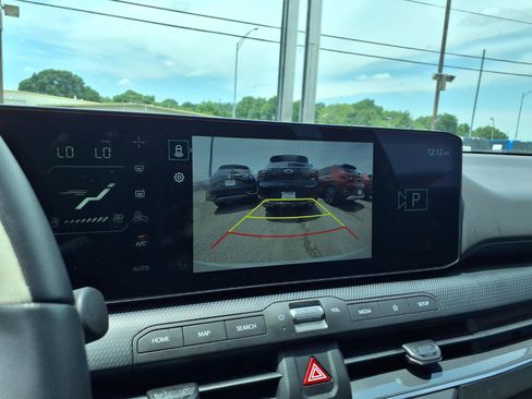 Used 2025 Kia K4 GT-Line w/ GT-Line Sunroof Package FWD image 5