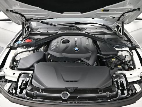 Used 2017 BMW 330i Sedan RWD image 27