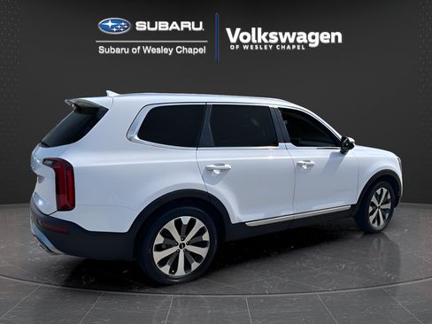 Used 2022 Kia Telluride EX w/ EX Premium Package FWD image 7
