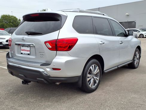 Used 2020 Nissan Pathfinder SL AWD/4WD image 26