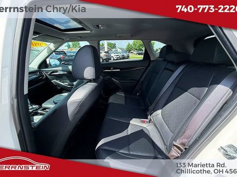 Used 2023 Kia Seltos EX AWD/4WD image 17