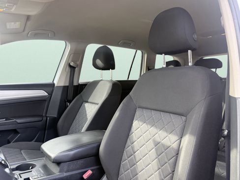 Used 2018 Volkswagen Atlas S image 13