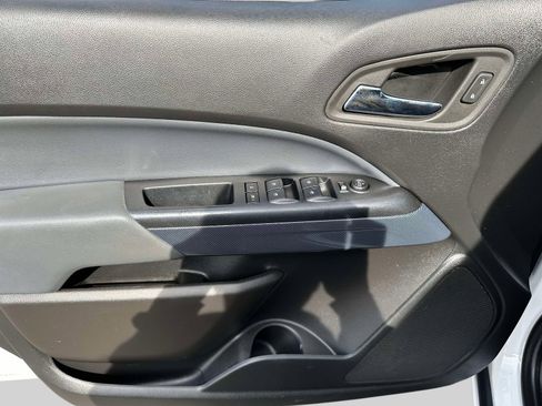 Used 2022 Chevrolet Colorado Z71 image 17