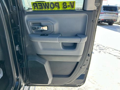 Used 2014 RAM 1500 Classic SLT image 15