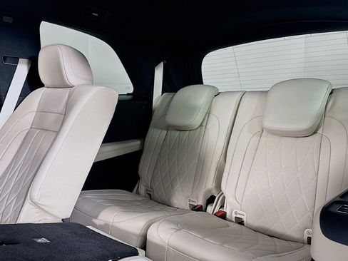 New 2026 Mercedes-Benz GLS 63 AMG 4MATIC image 8