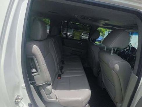 Used 2015 Honda Pilot Touring image 11