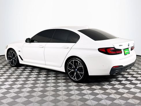 Used 2023 BMW 530e w/ M Sport Package image 6