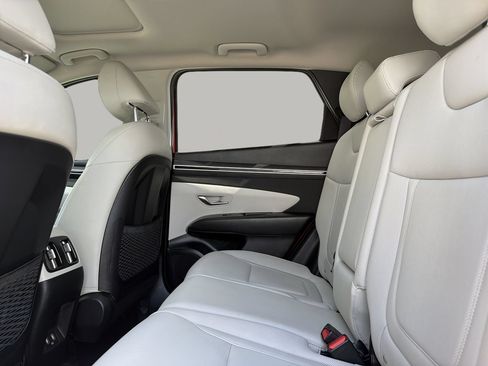 Used 2023 Hyundai Tucson SEL w/ Convenience Package FWD image 17