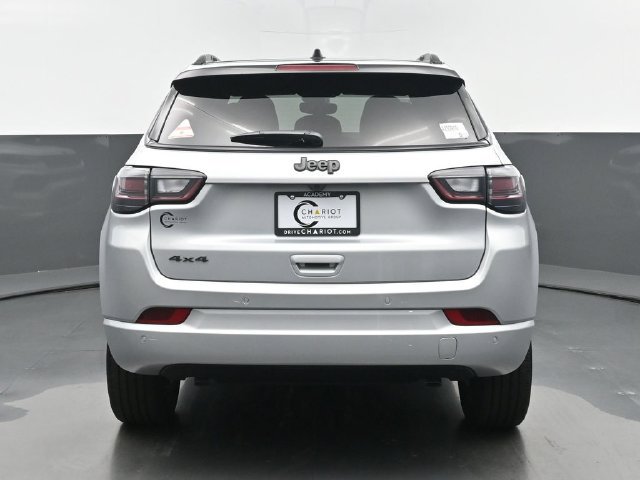 New 2025 Jeep Compass Limited w/ Driver Assist Group I AWD/4WD image 5