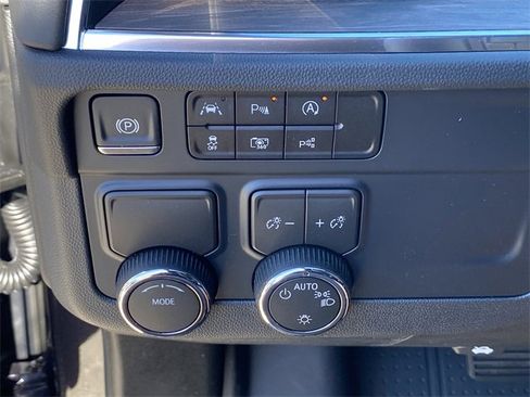 New 2026 Chevrolet Suburban LS w/ LPO, Dark Essentials Package image 20