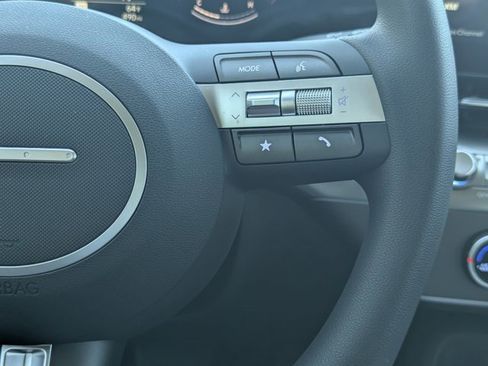 Used 2026 Hyundai Kona SE image 22