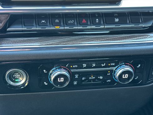 Used 2023 GMC Sierra 1500 Elevation image 30