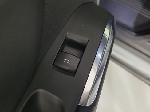 Used 2025 Chevrolet Traverse Z71 w/ Driver Confidence Package image 14