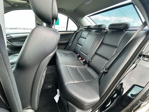 Used 2006 Mercedes-Benz C 230 Sedan image 16
