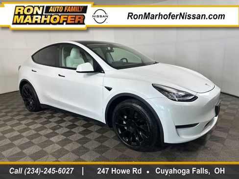 Used 2021 Tesla Model Y Long Range image 1