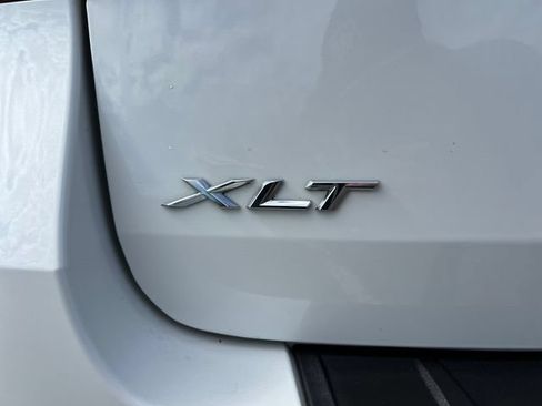 Used 2023 Ford Explorer XLT w/ Equipment Group 202A AWD/4WD image 40