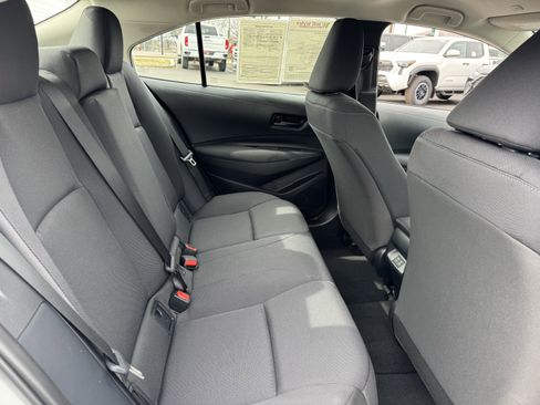 Used 2024 Toyota Corolla LE image 32