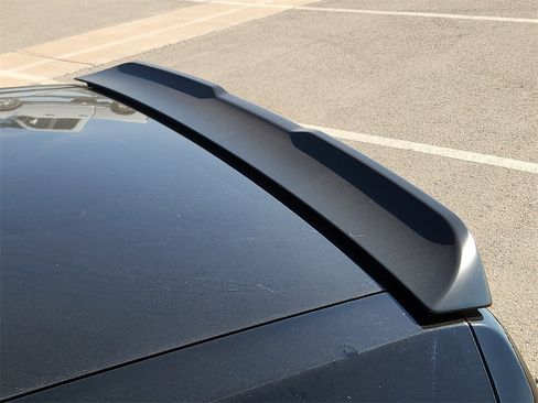 Used 2023 Dodge Challenger R/T w/ Blacktop Package image 9