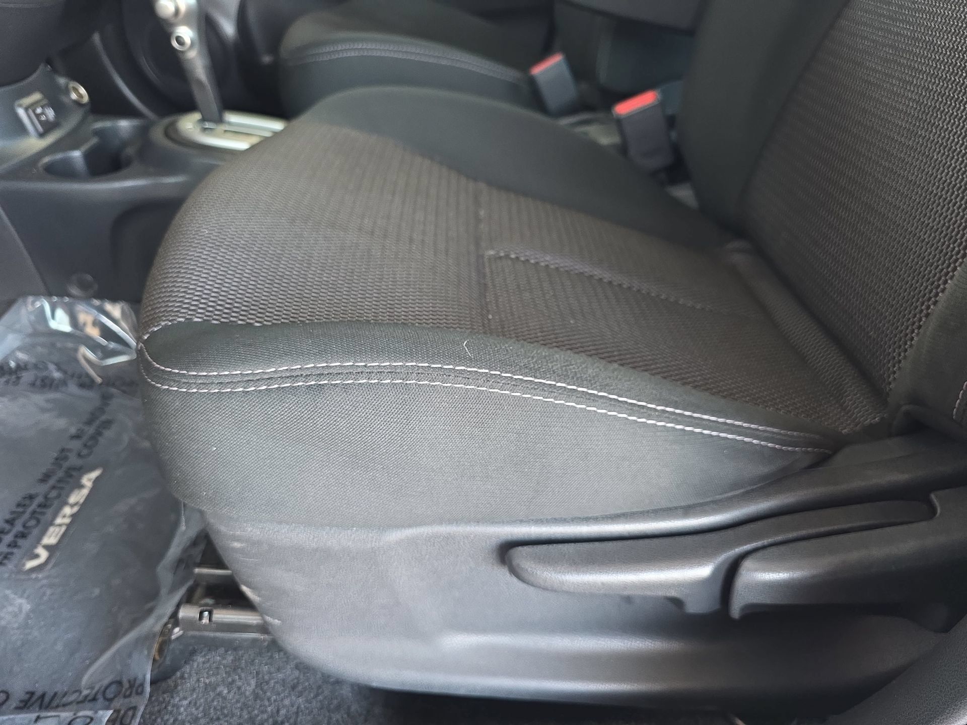Used 2019 Nissan Versa SV FWD image 27