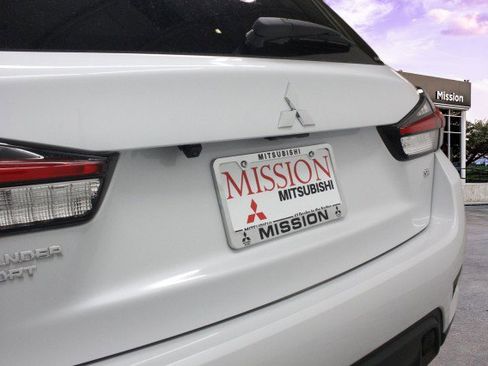 New 2026 Mitsubishi Outlander Sport SE AWD/4WD image 4