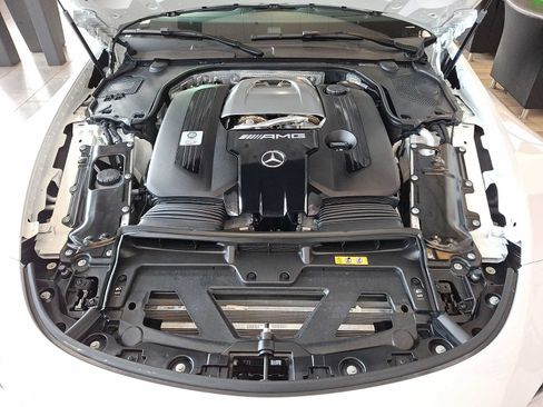Used 2025 Mercedes-Benz SL 63 AMG S e Performance 4MATIC image 26