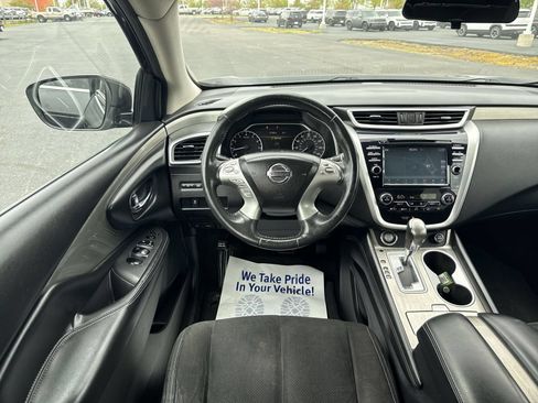 Used 2016 Nissan Murano SV AWD/4WD image 14