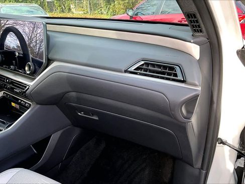 Used 2025 Lexus TX 350 Premium image 18