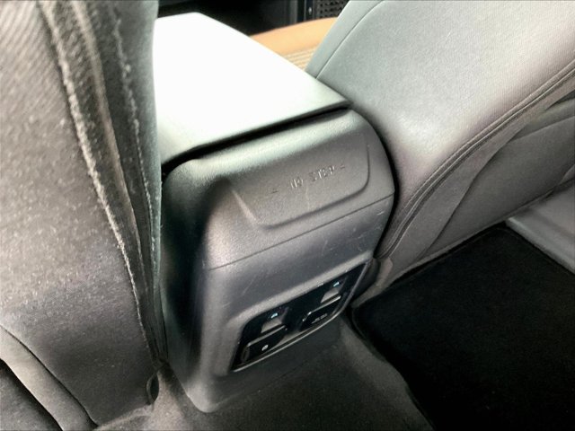 Used 2023 Ford Bronco Outer Banks w/ Sasquatch Package AWD/4WD image 24