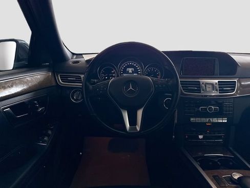 Used 2014 Mercedes-Benz E 350 4MATIC Sedan w/ Premium 1 Package image 23