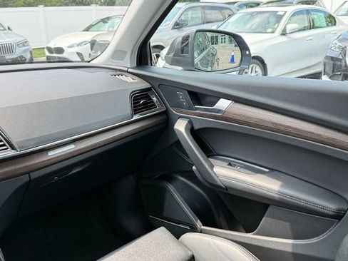 Used 2025 Audi Q5 2.0T Premium Plus AWD/4WD image 18