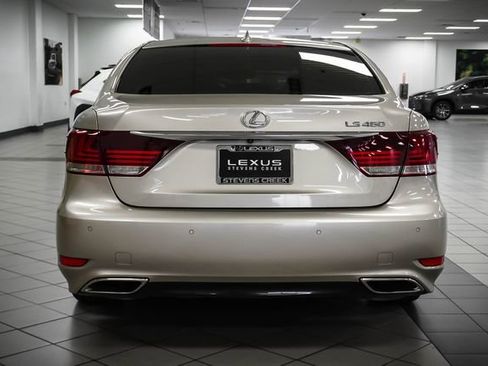 Used 2017 Lexus LS 460 w/ Comfort Package RWD image 7