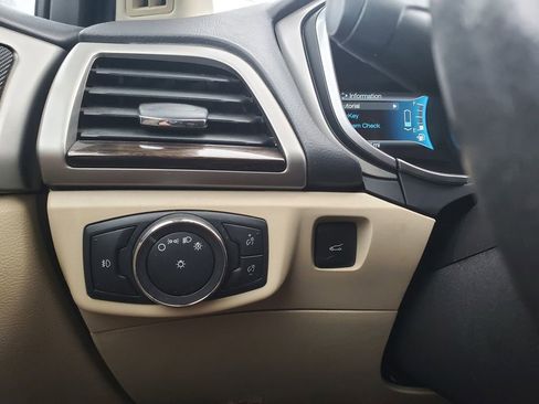 Used 2015 Ford Fusion Energi SE image 15