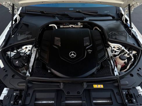 Used 2023 Mercedes-Benz S 580 4MATIC Sedan image 33