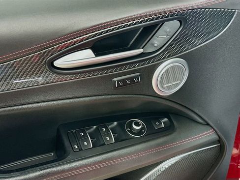 Used 2018 Alfa Romeo Stelvio Quadrifoglio w/ Driver Assist Dynamic Package image 20