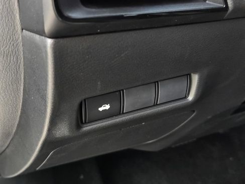 New 2027 Nissan Sentra SV w/ Floor Mat Package FWD image 16