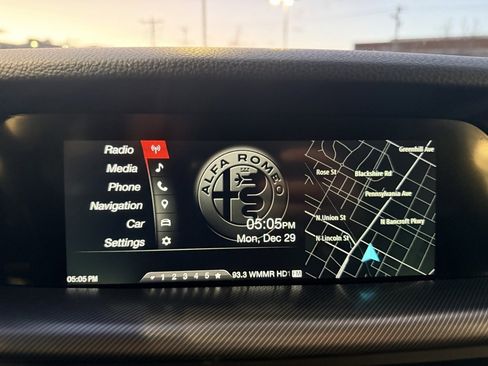 Used 2019 Alfa Romeo Stelvio Ti Sport w/ Quick Order Package 22S Sport image 31