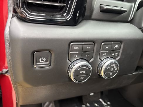 New 2026 GMC Sierra 1500 AT4X w/ LPO, Black Badging Package AWD/4WD image 27