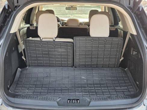 Used 2020 Ford Explorer Limited image 10